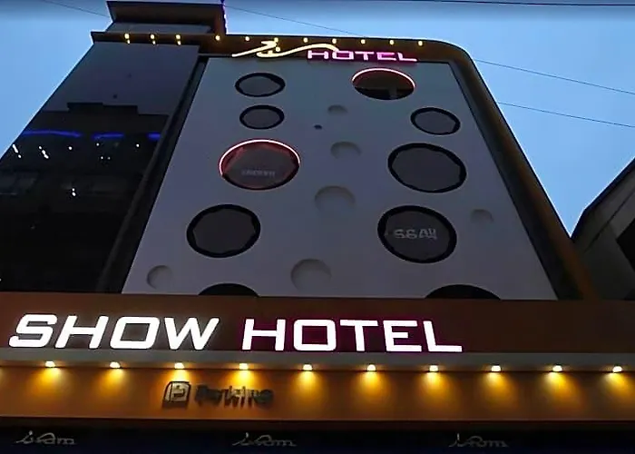 Show ホテル